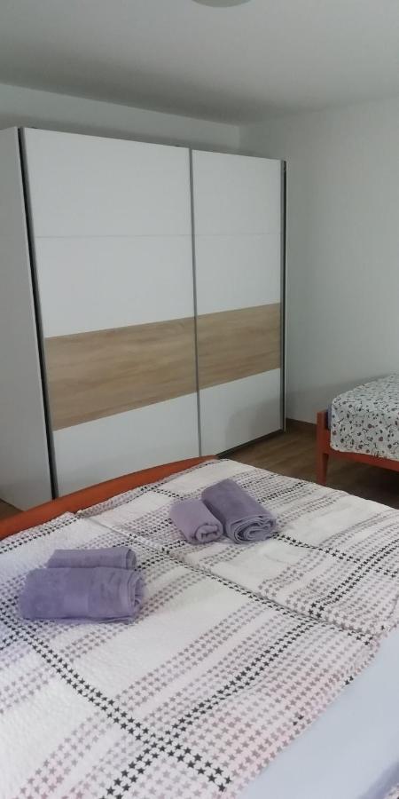 Ferienwohnung Apartman Luce Otočac Exterior foto